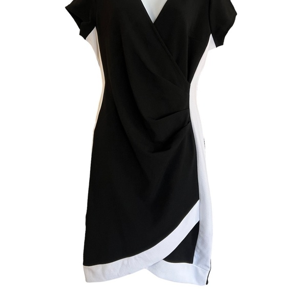 Juniors | Almost Famous | Black and White Stretch Mini Dress | NWT - Picture 2 of 5